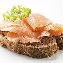 Come pescado rico en omega 3