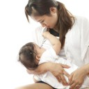 La composición de la leche materna evoluciona con el crecimiento del bebé