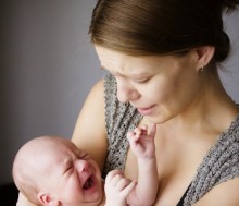 Está bien llorar sin razón en los días después del nacimiento