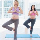 El yoga para mujeres embarazadas