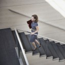 1. Subir escaleras de dos en dos