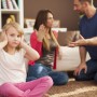 Evita discutir delante de los niños