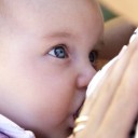 Tu pecho guía al bebé