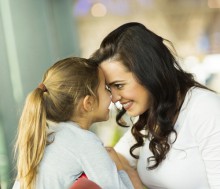 Enséñale el “juego de la estatua”