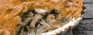 Tarta de pollo, champiñones y estragón