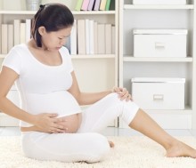 Fuertes picoresA medida que el abdomen va haciéndose más grande la mujer embarazada puede notar tirantez y picor en la zona.