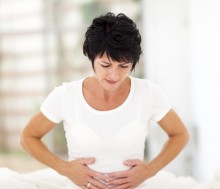 Seguir palpando el útero